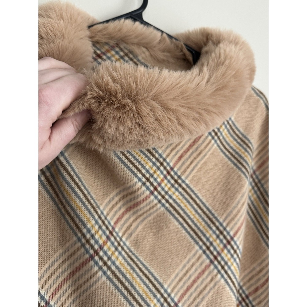 Faux Fur Collar Cropped Cape Poncho Beige Tartan Plaid - Picture 4 of 10